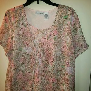 Ladies 1 piece tank with coverlet.